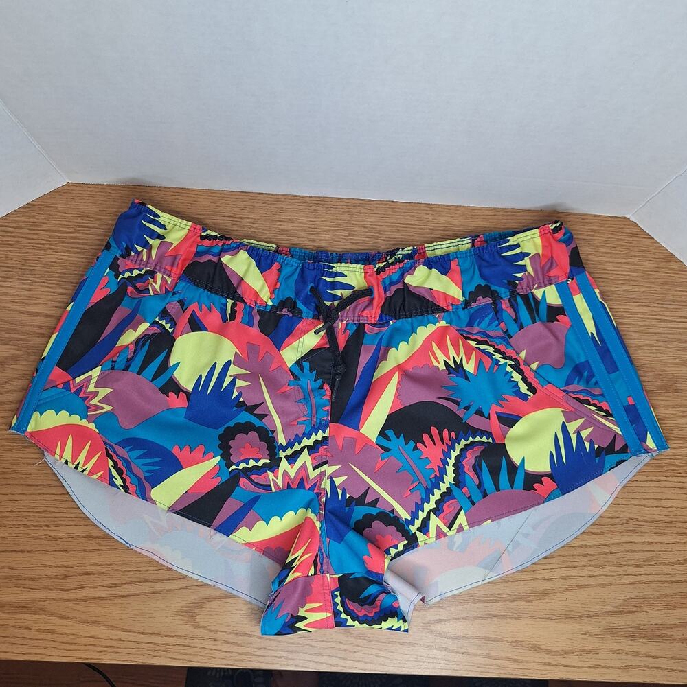 Adidas Originals Women Abstract Graphic Print Athletic Running Shorts 095 - S